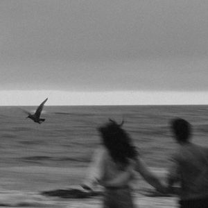 巨茎人妖自吸出精:
